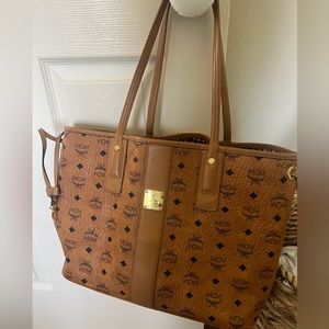 AUTHENTIC MCM TOTE AND TRIFOLD WALLET